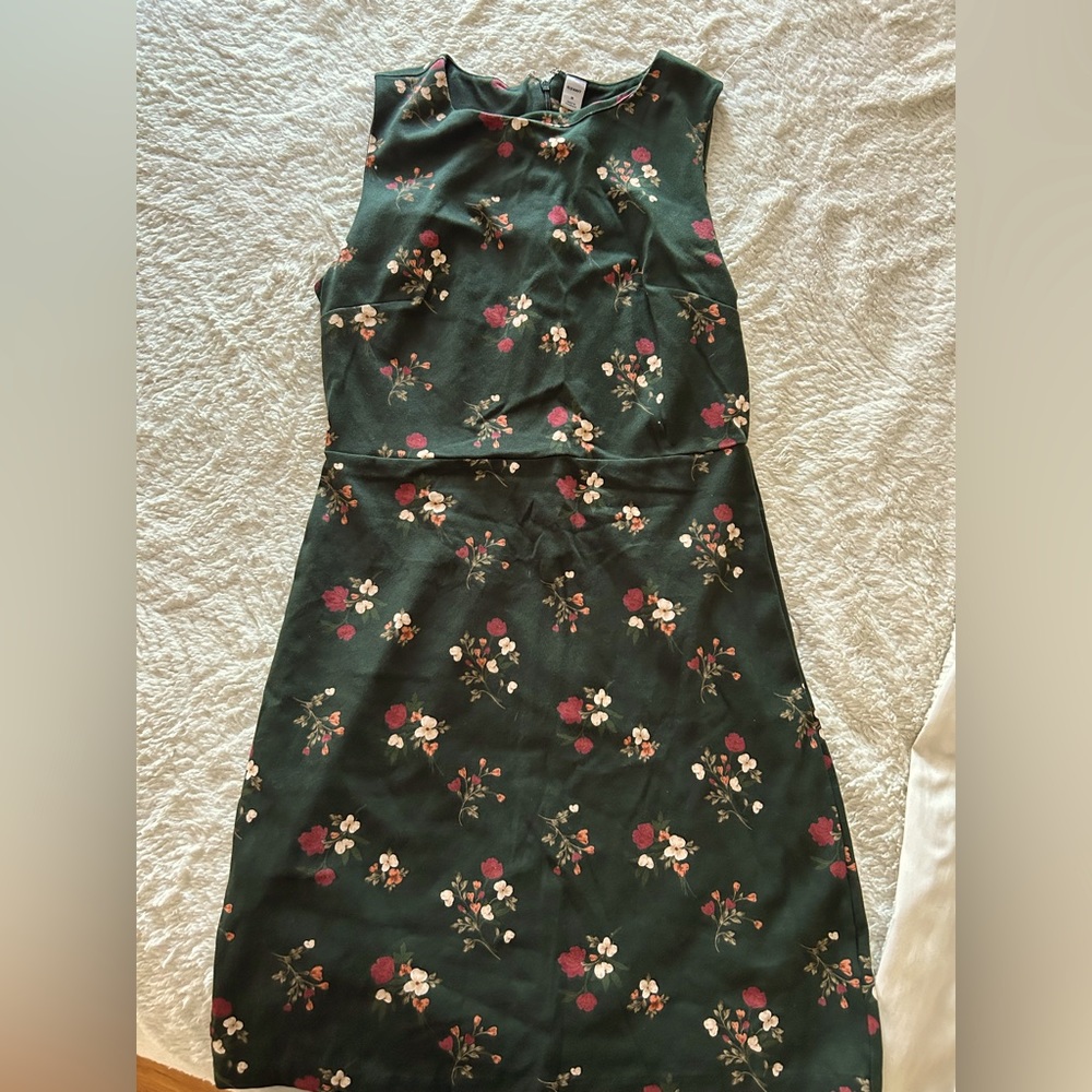 Old Navy Green Floral Dress
